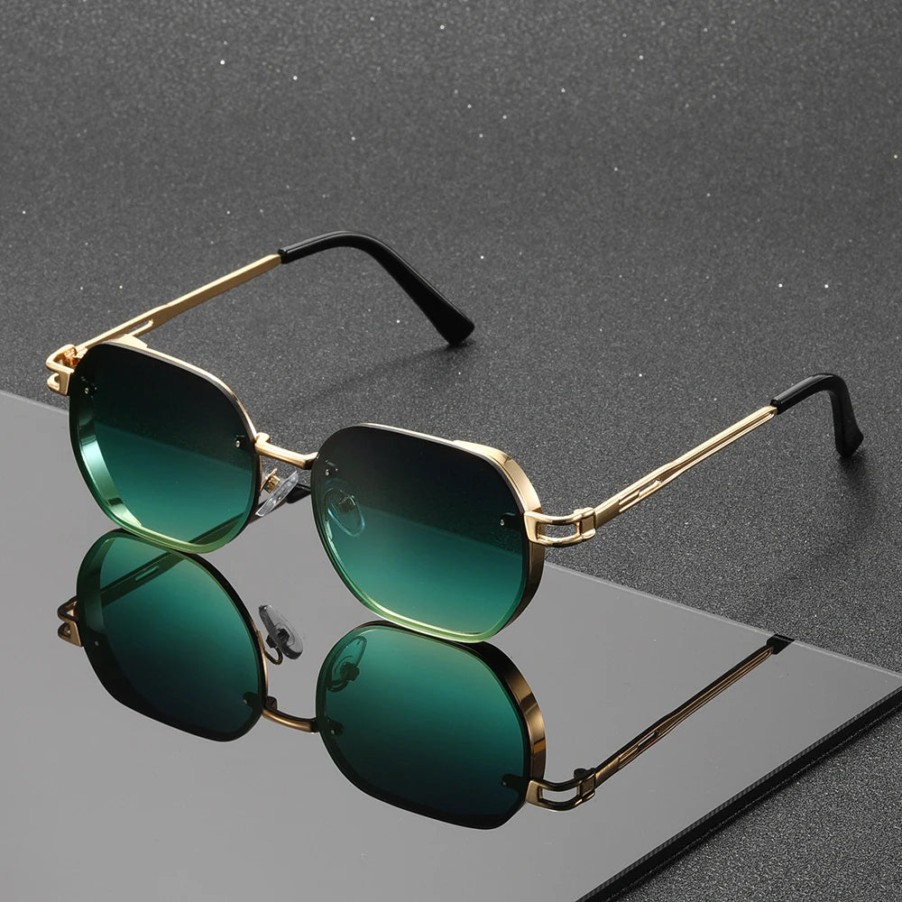 Pythagoras UV400 Square Sunglasses