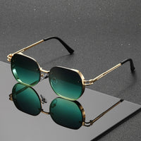 Pythagoras UV400 Square Sunglasses