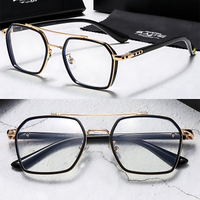Cyrus UV400 Square Sunglasses