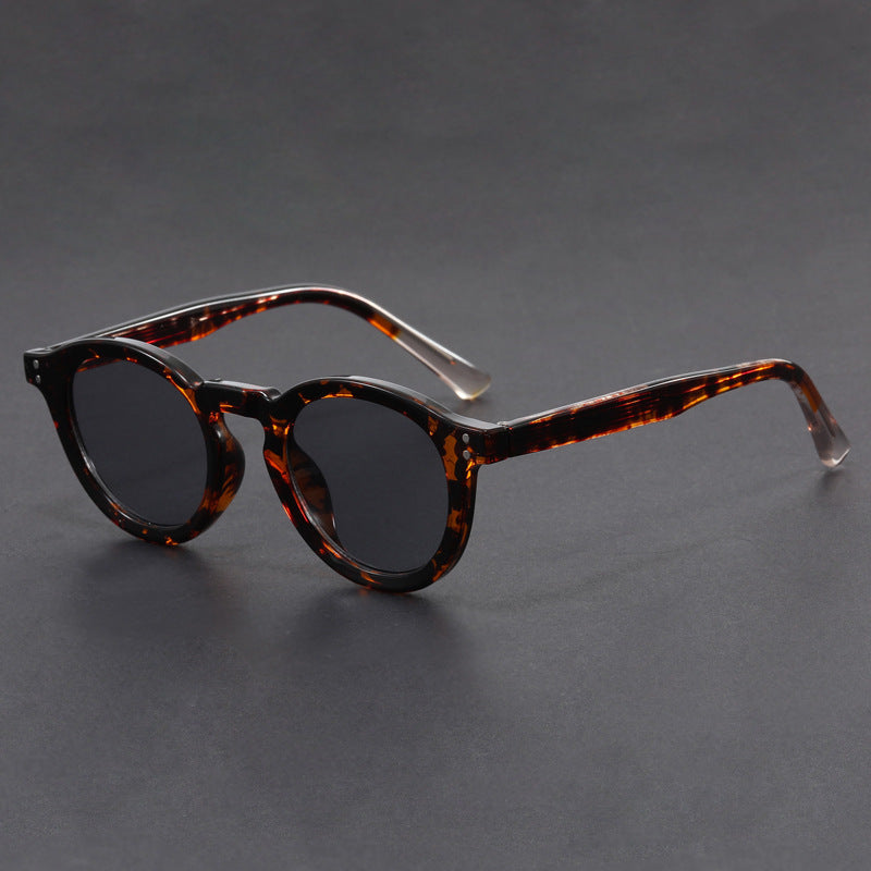 Cassander UV400 Round Sunglasses
