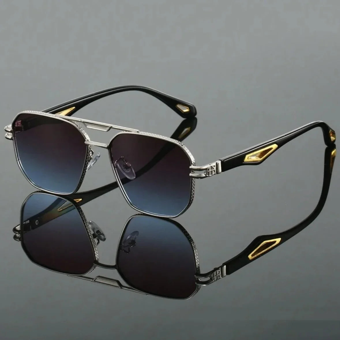 Xander UV400 Square Sunglasses
