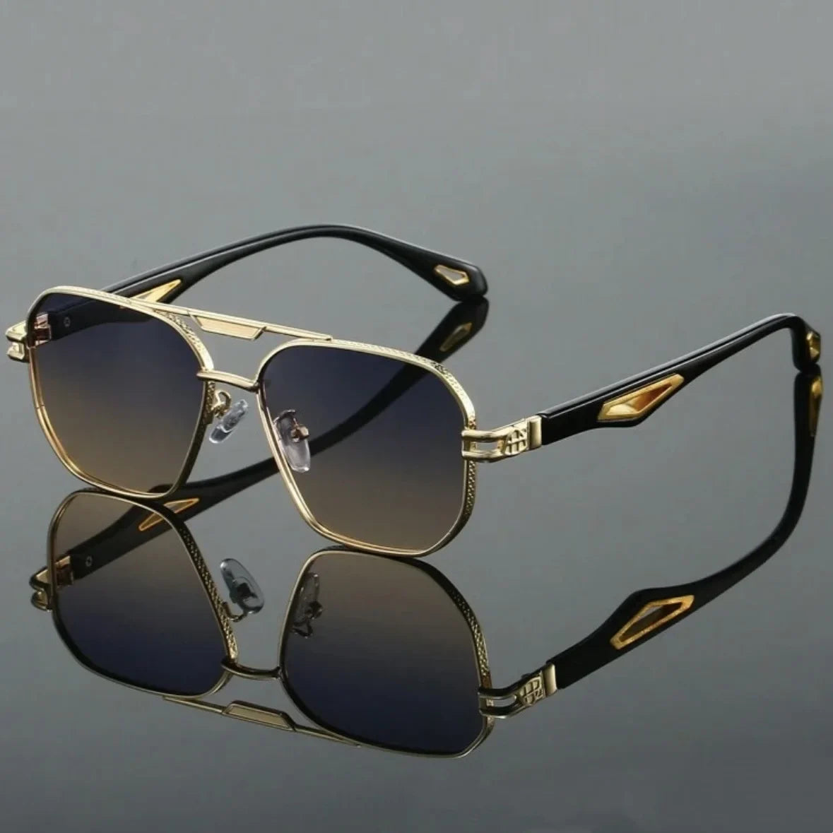 Xander UV400 Square Sunglasses