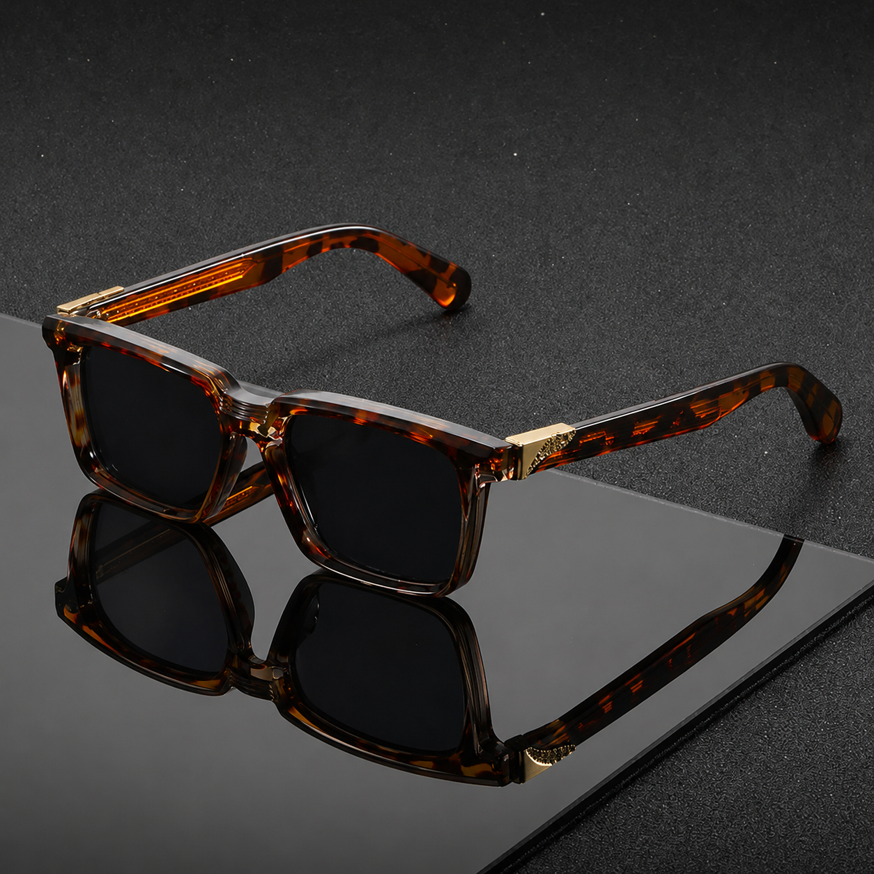 Xerxes UV400 Square Sunglasses