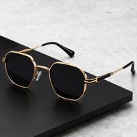 Helios UV400 Square Sunglasses