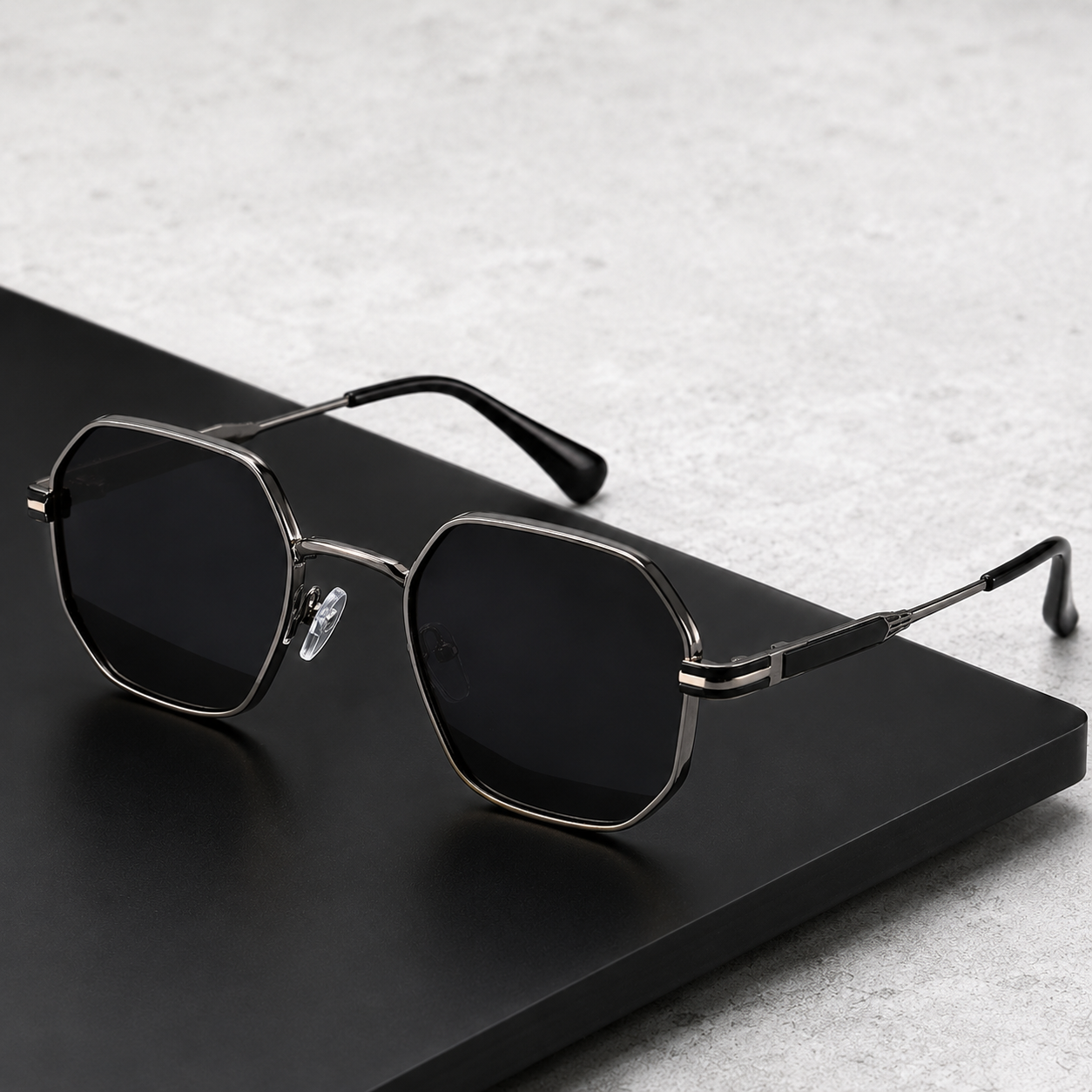 Helios UV400 Square Sunglasses