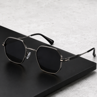 Helios UV400 Square Sunglasses
