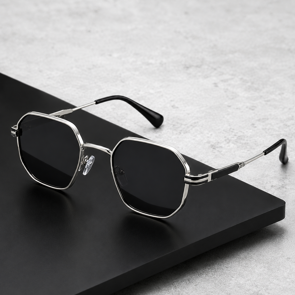 Helios UV400 Square Sunglasses