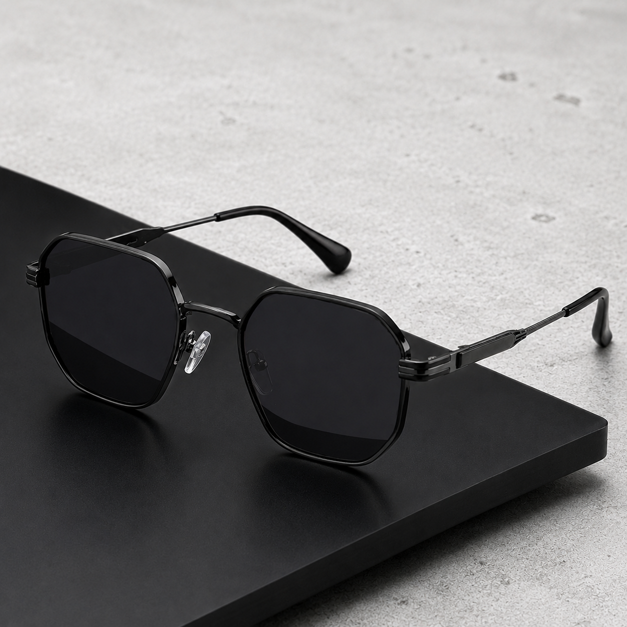 Helios UV400 Square Sunglasses