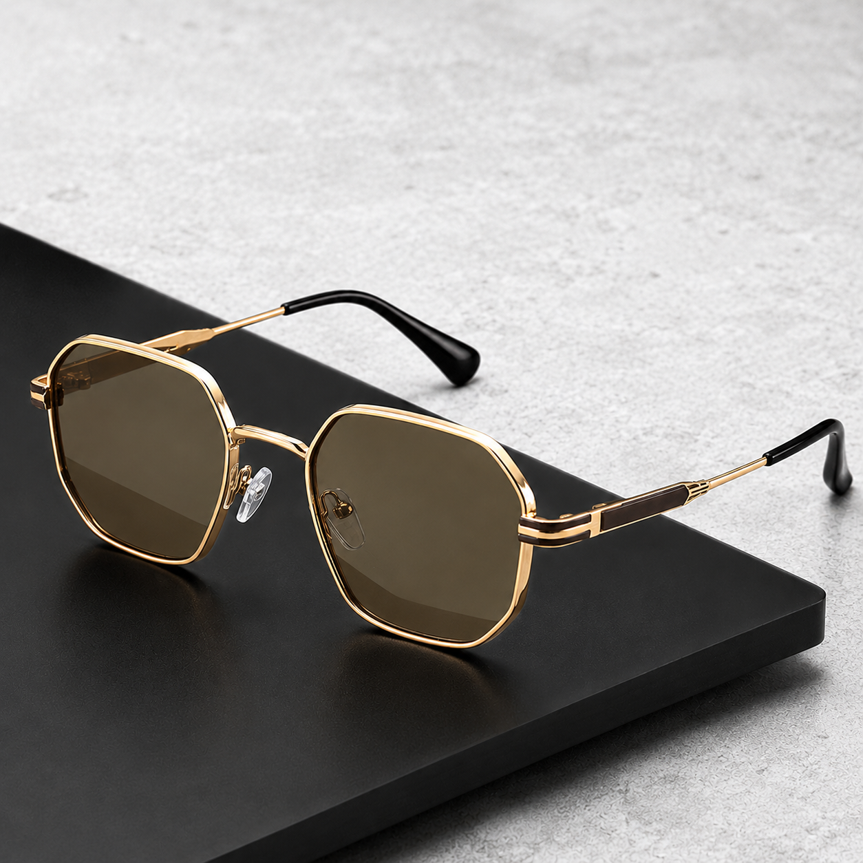 Helios UV400 Square Sunglasses