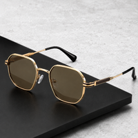 Helios UV400 Square Sunglasses