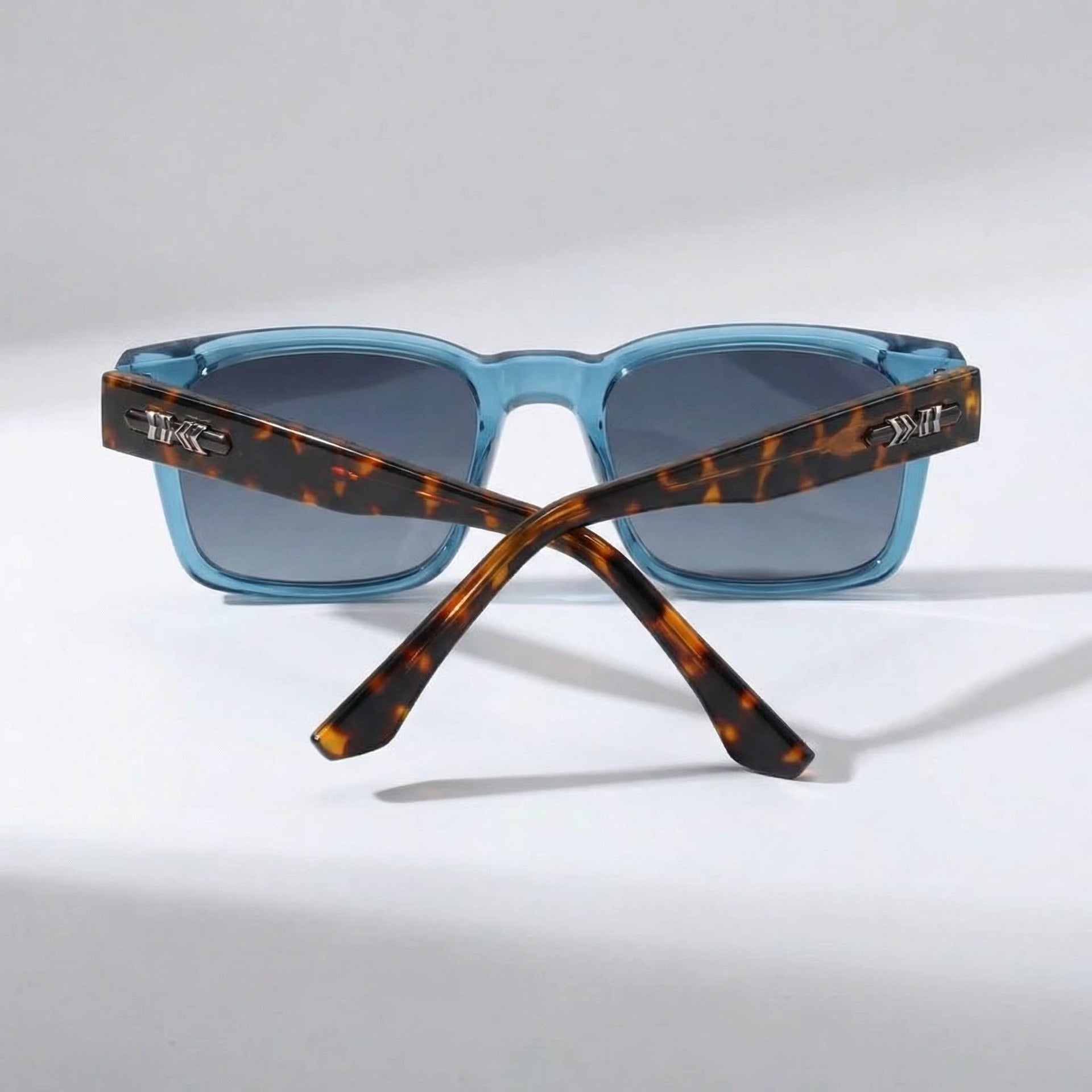 Odysseas UV400 Square Sunglasses